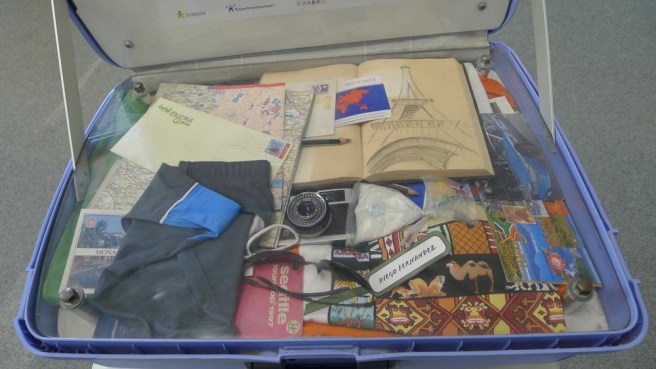 This spy is an artist, get it?